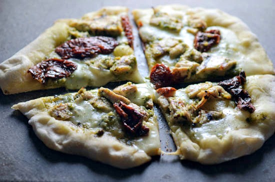 Grilled Pesto Chicken Pizza With Fontina | 21 Homemade Healthy Chicken Recipes | Homemade Recipes