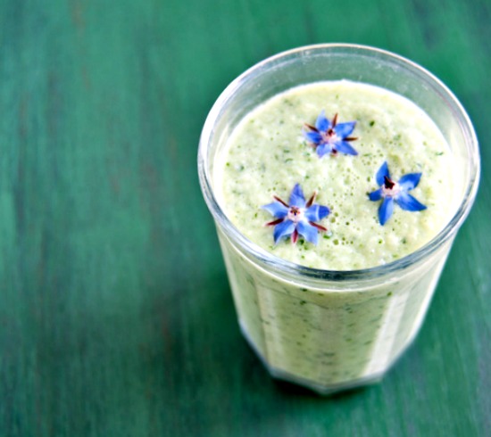 cucumber and sorrel smoothie