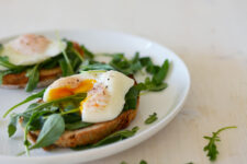 How to Poach an Egg - Featured Image