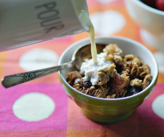 fig and ginger cluster granola | healthy green kitchen