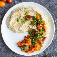 Hummus is a great snack to beat those afternoon cravings, this delicious roasted pepper hummus is naturally sweet and wholesome, perfect for dipping!